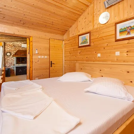 Holiday home Wine Garden House Grizane-Belgrad