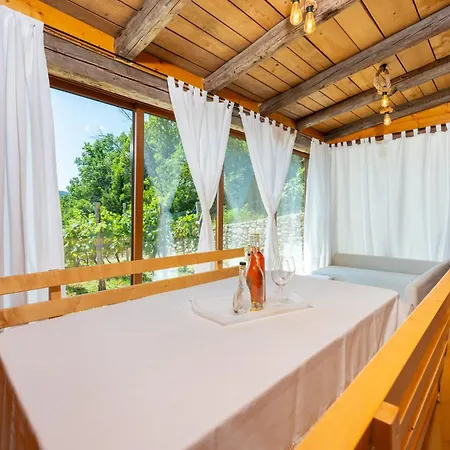 Holiday home Wine Garden House