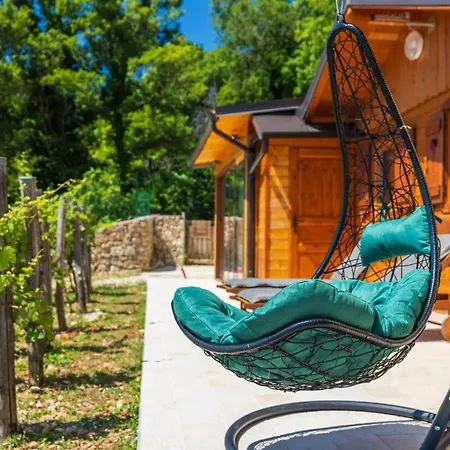 Wine Garden House *
