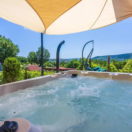 Wine Garden House Holiday home *
