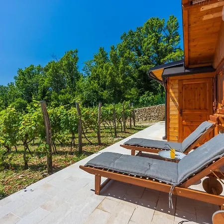 Holiday home Wine Garden House