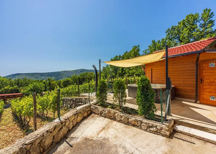 Wine Garden House Ferienhaus