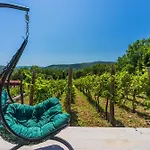 Dom wakacyjny Wine Garden House